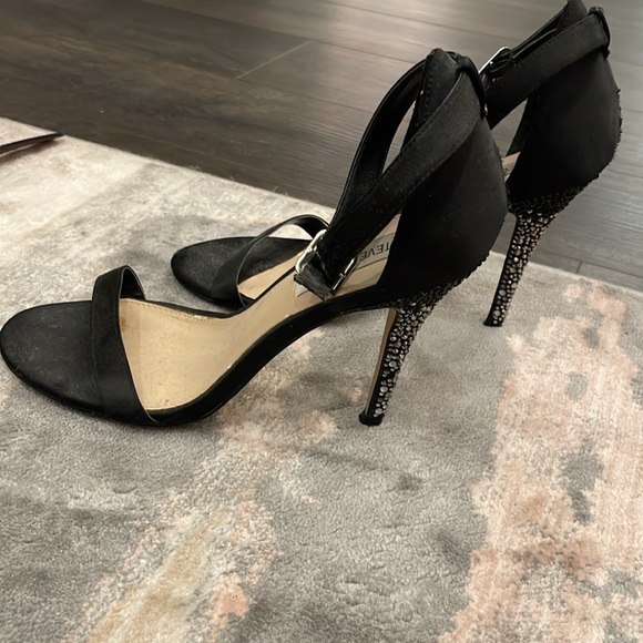 Black with silver diamante 4.5” heels by Steve Madden - Picture 2 of 4
